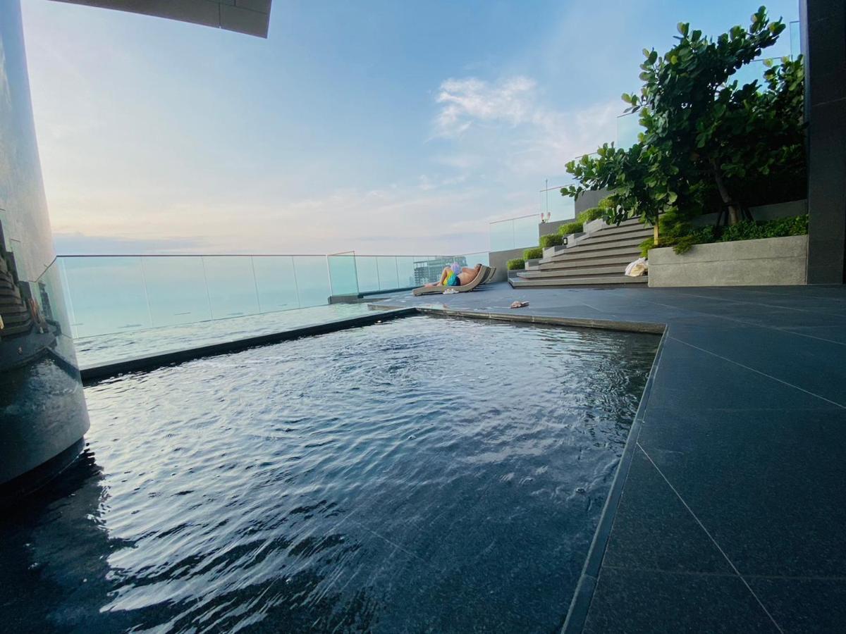 Edge Central Pattaya Vip Condo Экстерьер фото